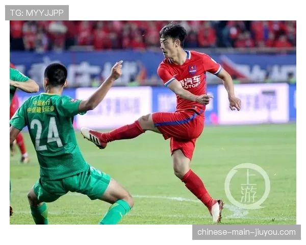 专家称:传中效率下滑与各队加强禁区前沿保护有直接关联